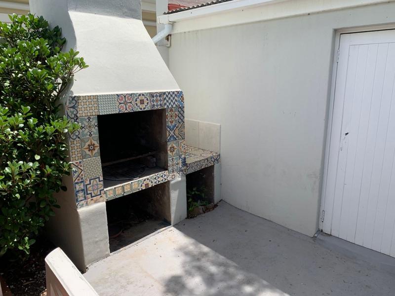 4 Bedroom Property for Sale in River Club Western Cape